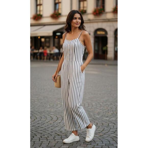 Old Navy Linen Blend Striped Jumpsuit Wide Leg Smocked Back Pockets Womens Large - Picture 1 of 9